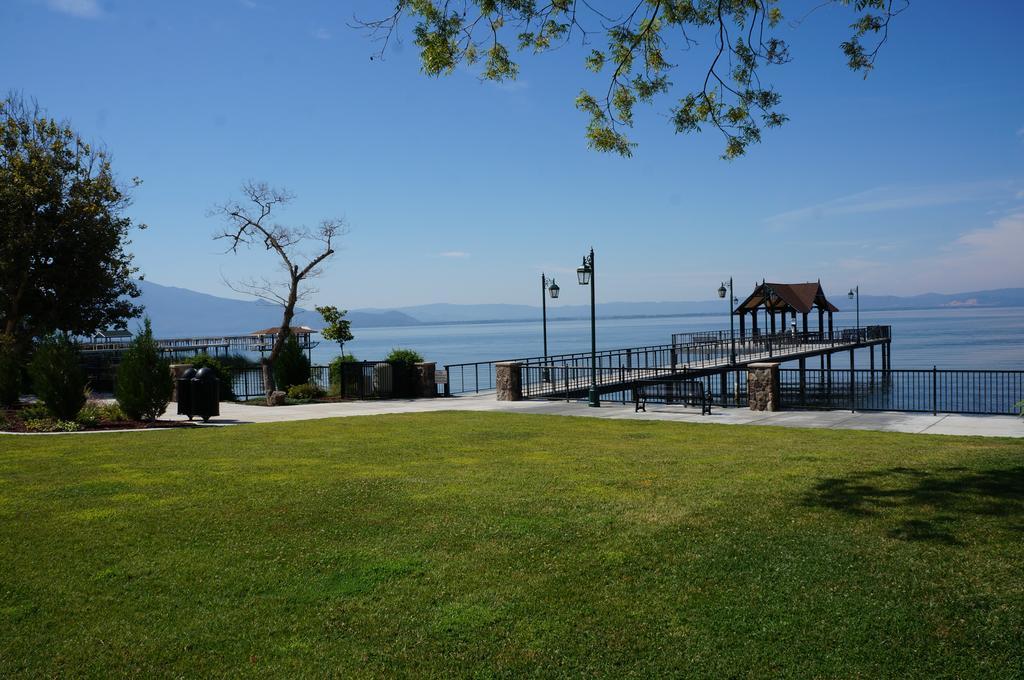 لوسيرني Lakeview Inn المظهر الخارجي الصورة