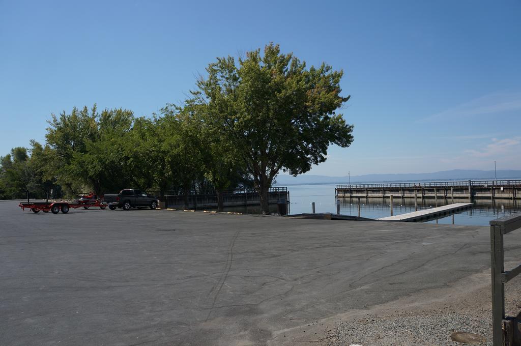 لوسيرني Lakeview Inn المظهر الخارجي الصورة
